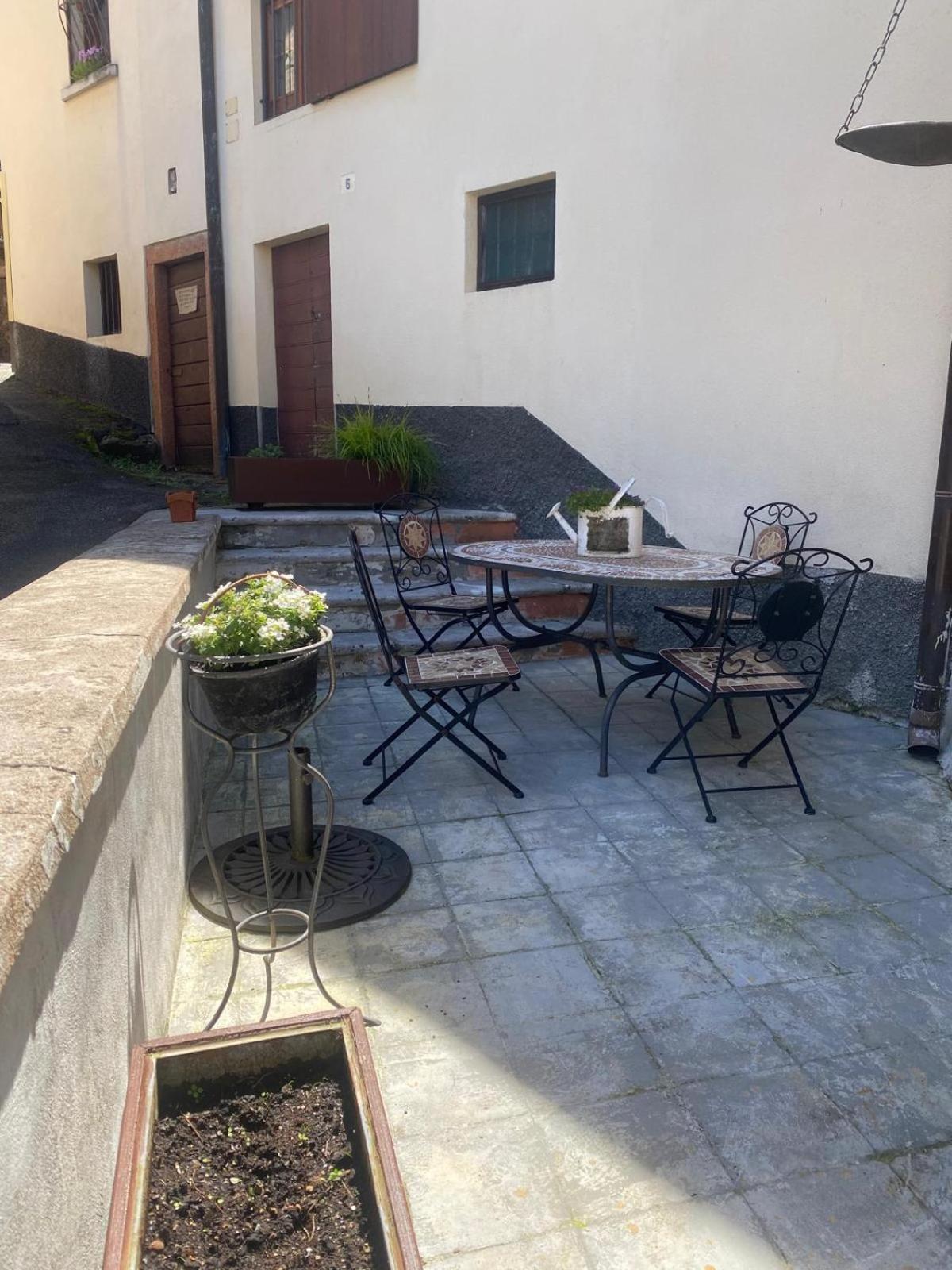 Ganna Foresteria Lombarda B & B Ca' Pelitti מראה חיצוני תמונה